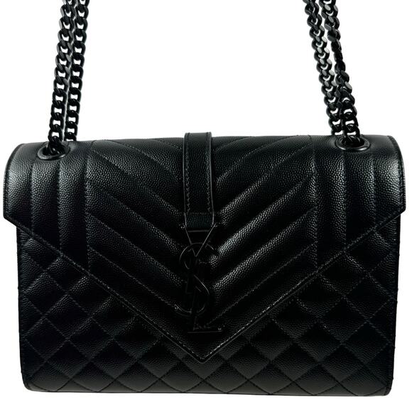 💎✨BEAUTIFUL✨💎Authentic Yves Saint Laurent Monogram Envelope Black Hardware - Picture 4 of 16